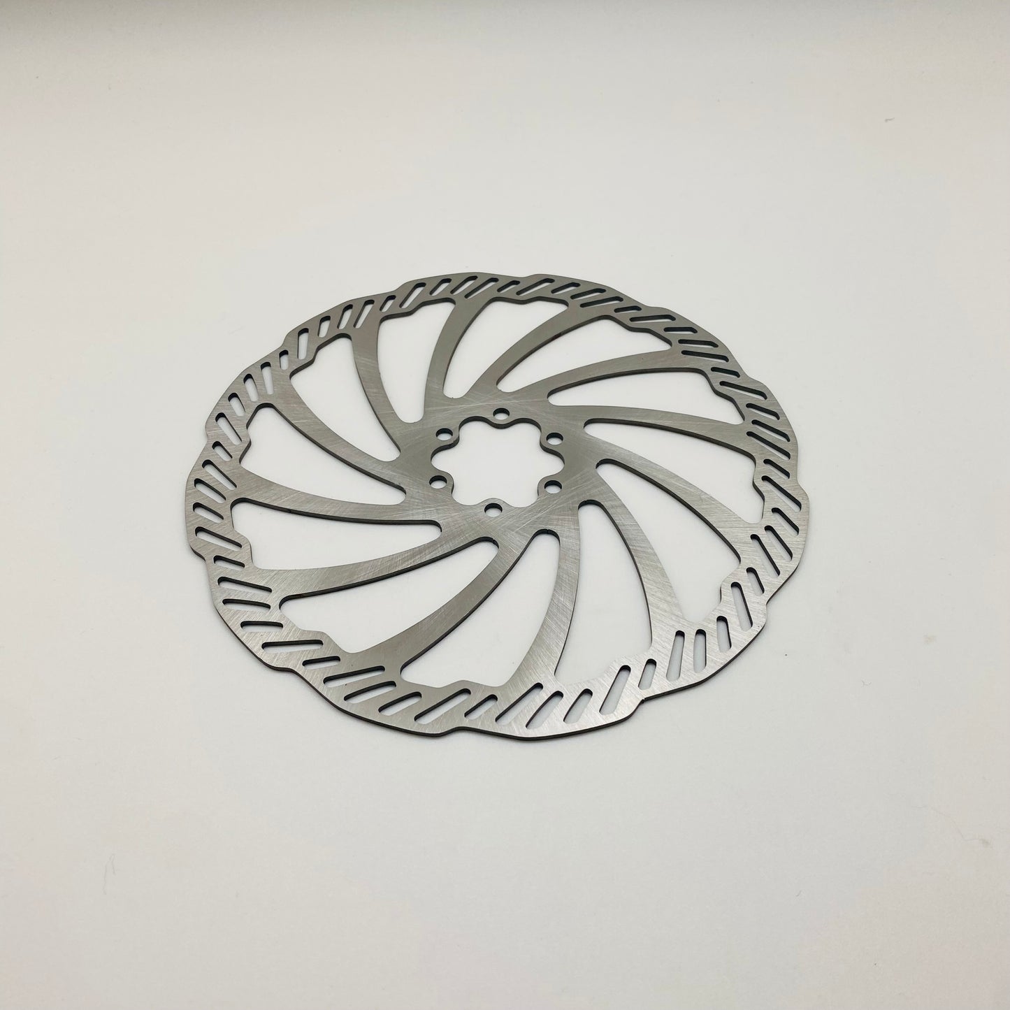 Sur-Ron etujarrulevy