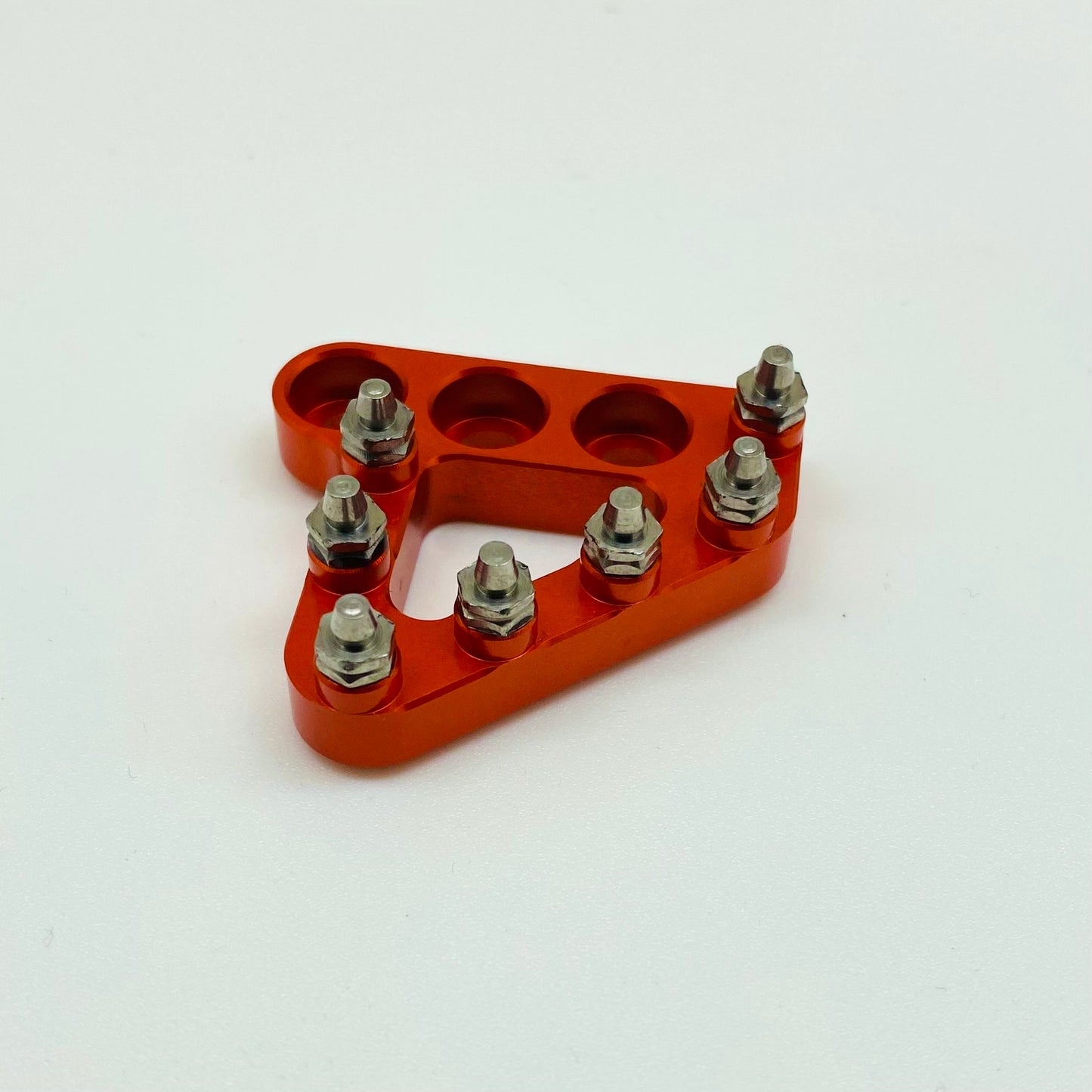 Oranssi takajarrupolkimen pääty