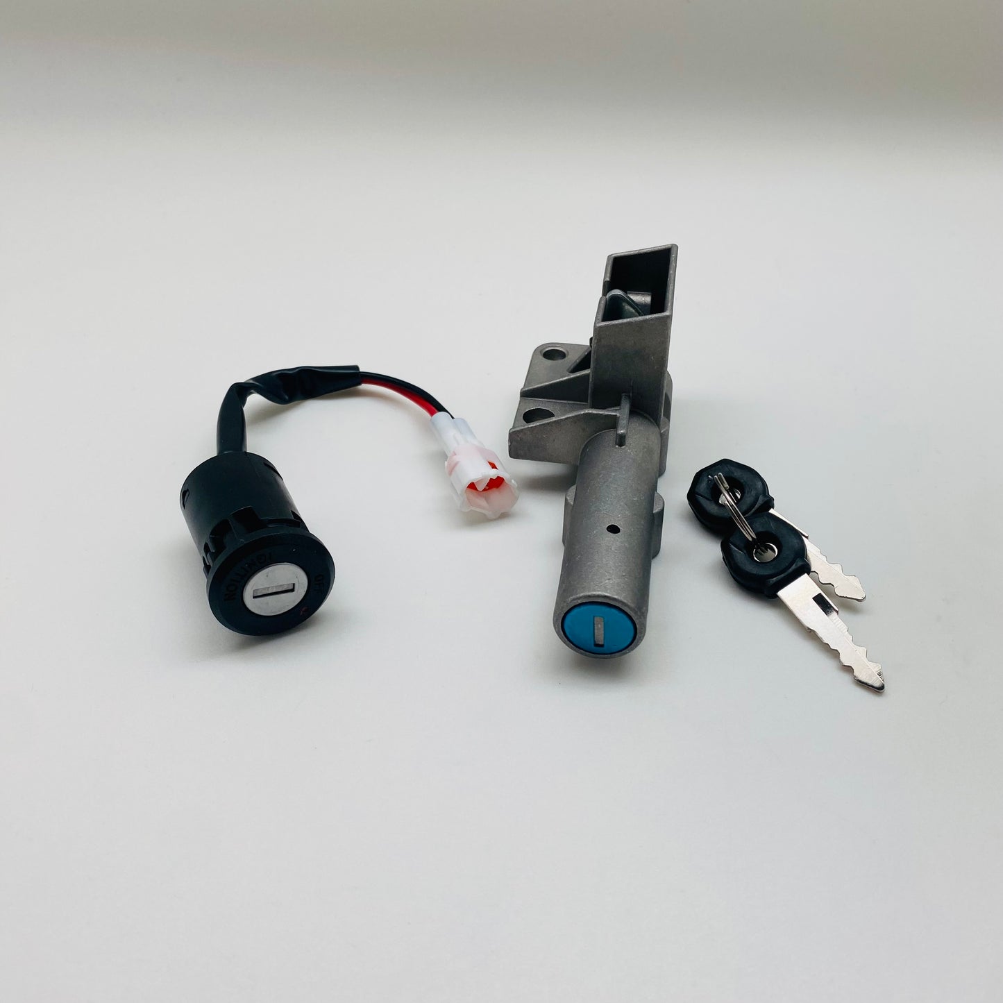 Akku- ja virtalukko Sur-Ron Light bee