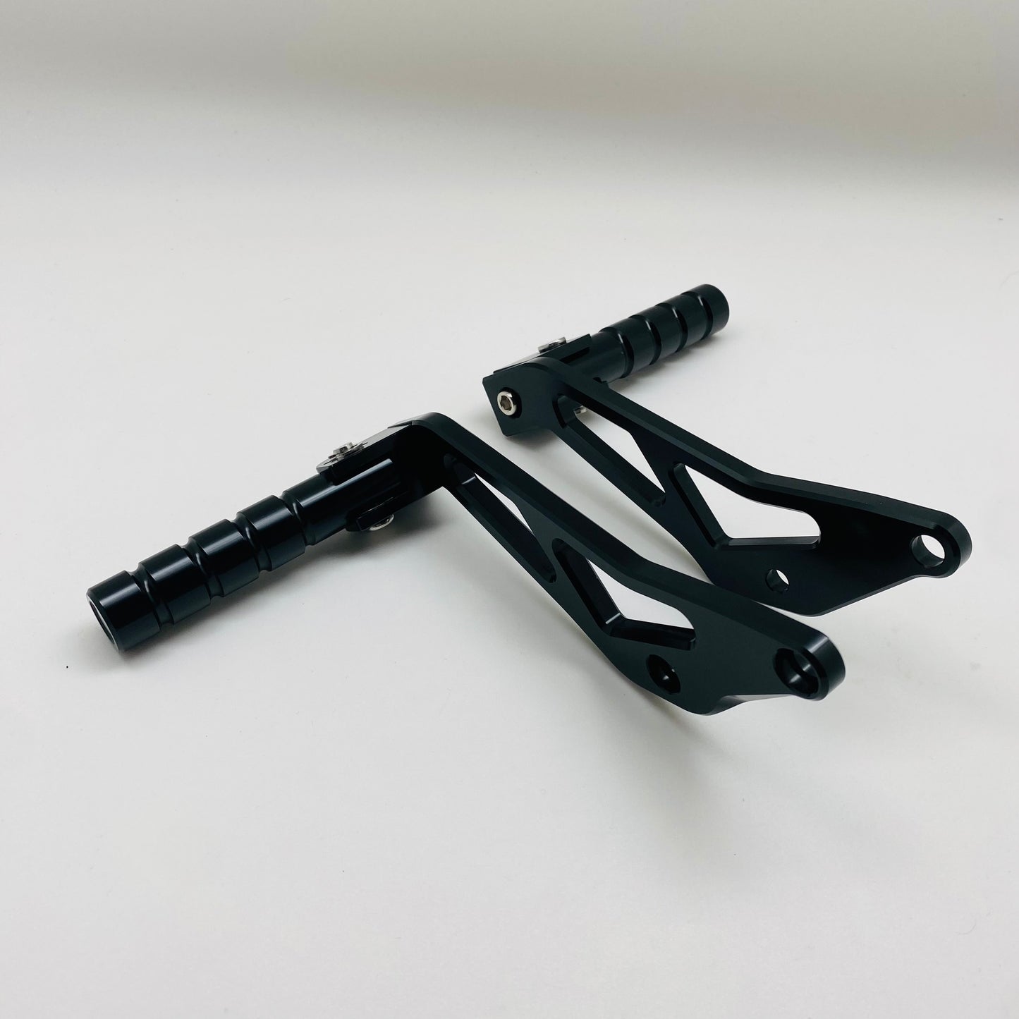 Matkustajan tapit Sur-Ron Light bee