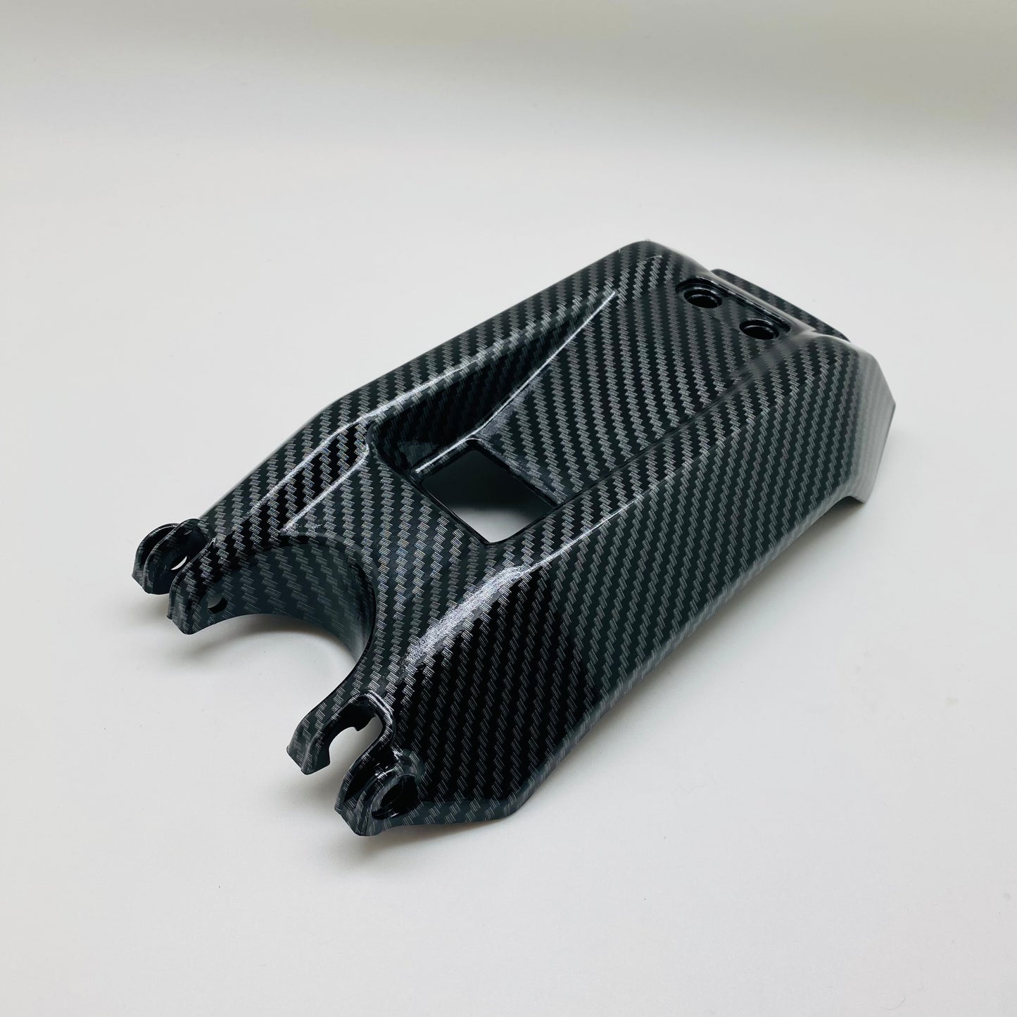 Akunsuoja hiilikuitu Sur-Ron Light bee